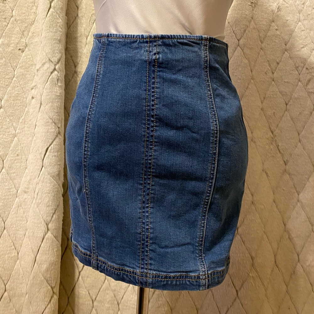 Denim skirt